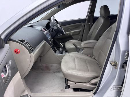 2013-Geely-Emgrand-EC7-18-Lux_6