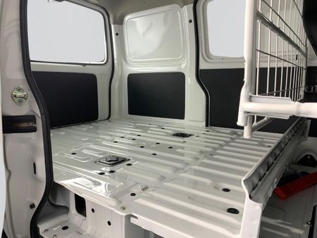 2025-Suzuki-Eeco-12-Panel-Van_18