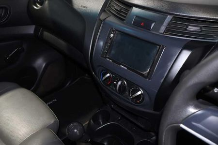 2022-Nissan-Navara-25-DDTi-XE-Single-Cab_7