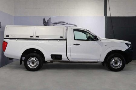 2022-Nissan-Navara-25-DDTi-XE-Single-Cab_3