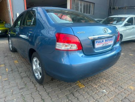 2007-Toyota-Yaris-T3-Sedan_3