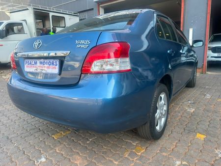 2007-Toyota-Yaris-T3-Sedan_5