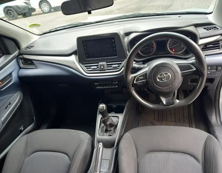 2025-Toyota-Starlet-15-XS_5