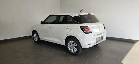2026-Suzuki-Swift-12-GL_5