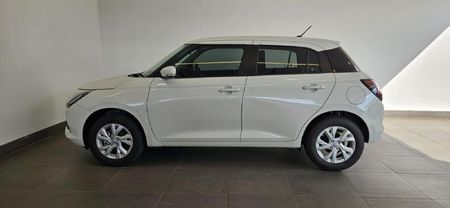 2026-Suzuki-Swift-12-GL_6