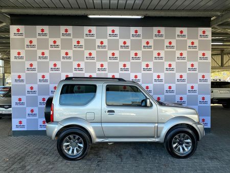 2018-Suzuki-Jimny-13_2