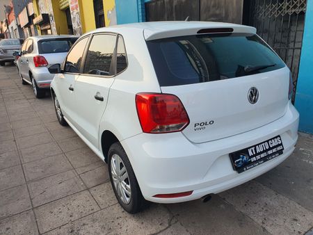 2020-Volkswagen-Polo-Vivo-14-Trendline-5-dr_4