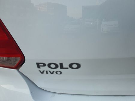 2020-Volkswagen-Polo-Vivo-14-Trendline-5-dr_8