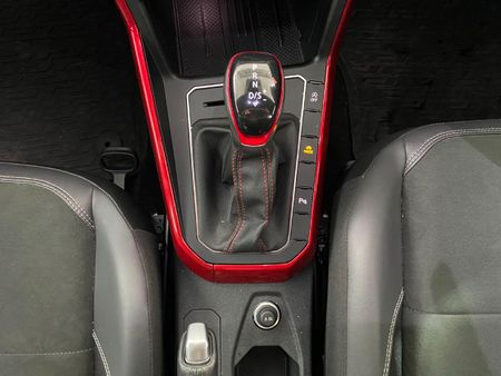 2026-Volkswagen-Polo-20-GTI-Auto-147kW_9