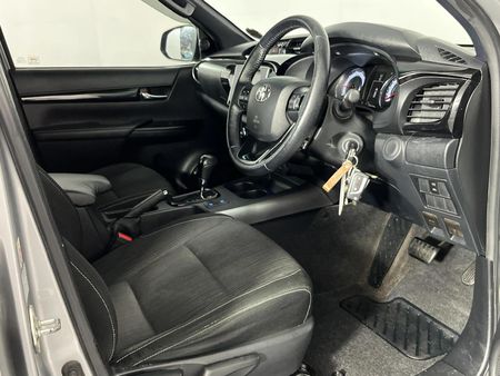 2019-Toyota-Hilux-28-GD-6-Raider-4x4-Auto-Double-Cab_8