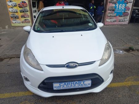 2012-Ford-Fiesta-16i-Titanium-3-dr_1