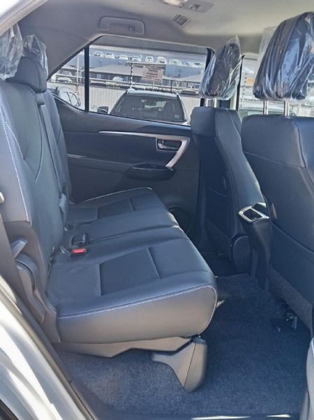2026-Toyota-Fortuner-24-GD-6-4x4-Auto_5