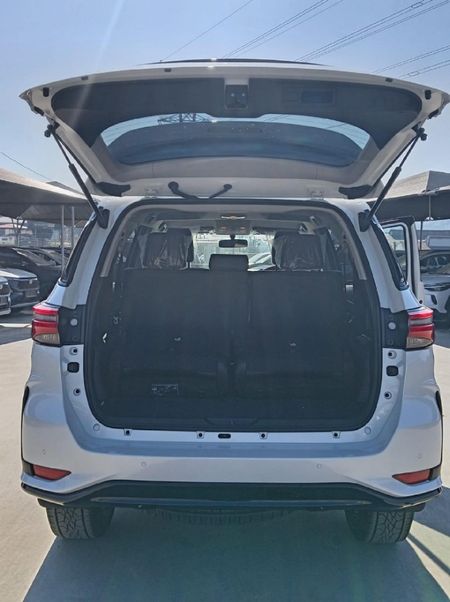 2026-Toyota-Fortuner-24-GD-6-4x4-Auto_6