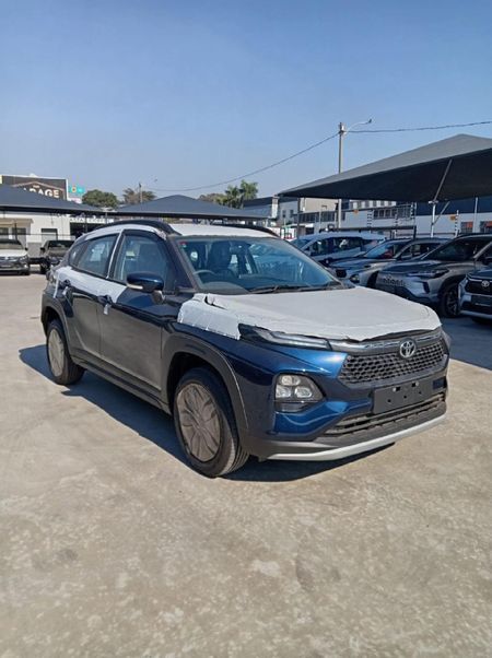 2026-Toyota-Starlet-Cross-15XS_2