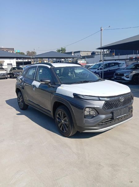 2026-Toyota-Starlet-Cross-15XS-Auto_2