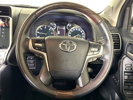 2023-Toyota-Land-Cruiser-Prado-28-GD-VX-L-Auto_11