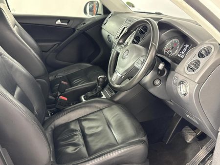 2013-Volkswagen-Tiguan-14-TSI-Bluemotion-Trend-Fun-Auto-118kW_9