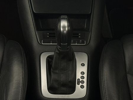 2013-Volkswagen-Tiguan-14-TSI-Bluemotion-Trend-Fun-Auto-118kW_10