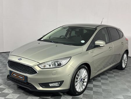 2016-Ford-Focus-10-EcoBoost-Trend-5-dr_0