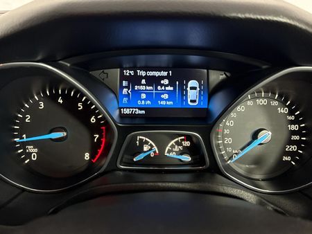 2016-Ford-Focus-10-EcoBoost-Trend-5-dr_2