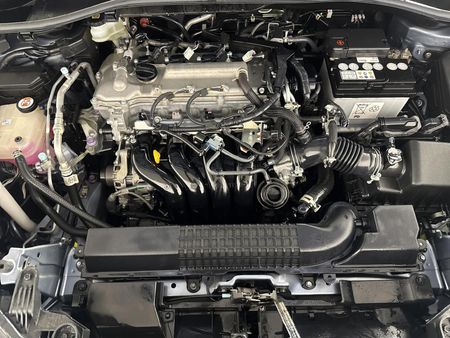 2022-Toyota-Corolla-Cross-18-XS_12