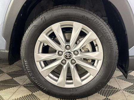 2022-Toyota-Corolla-Cross-18-XS_5