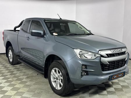 2024-Isuzu-D-Max-19-DDI-HR-LS-Auto-Extended-Cab_11