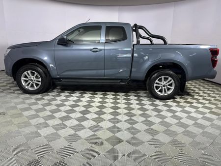2024-Isuzu-D-Max-19-DDI-HR-LS-Auto-Extended-Cab_14