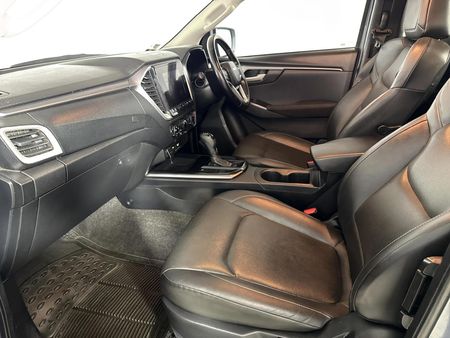 2024-Isuzu-D-Max-19-DDI-HR-LS-Auto-Extended-Cab_6