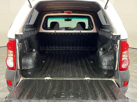 2020-Nissan-NP200-15-dCi-Safety-Pack_9