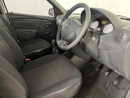 2020-Nissan-NP200-15-dCi-Safety-Pack_7