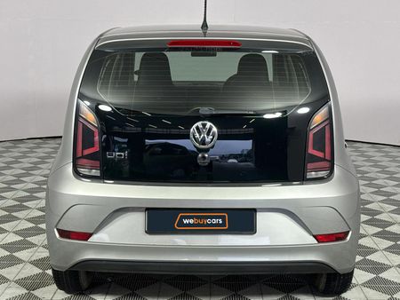 2017-Volkswagen-Up-Move-Up-10-5-dr_17