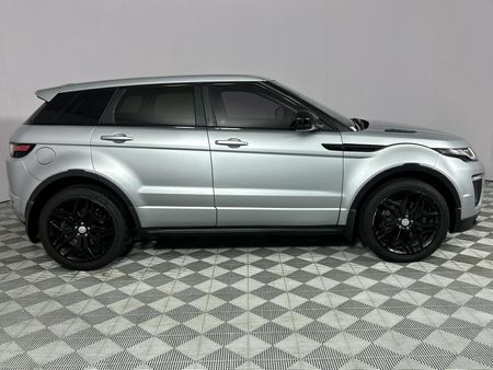 2015-Land-Rover-Range-Rover-Evoque-20-Si4-HSE-Dynamic_17