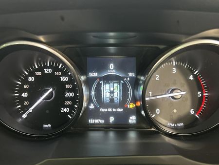 2015-Land-Rover-Range-Rover-Evoque-20-Si4-HSE-Dynamic_2