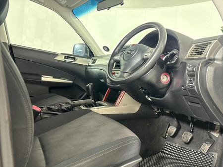 2010-Subaru-Forester-25-XS_9
