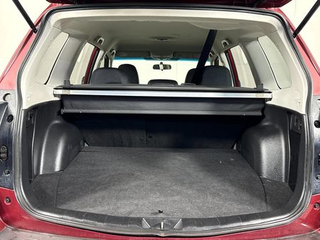 2010-Subaru-Forester-25-XS_13