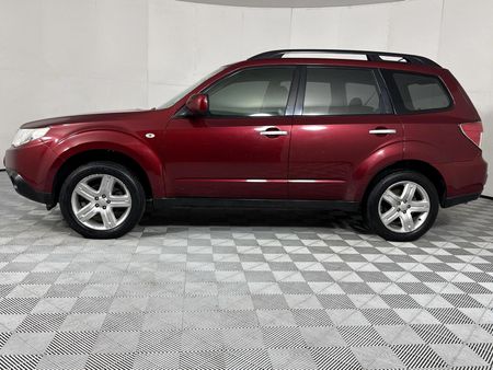 2010-Subaru-Forester-25-XS_18