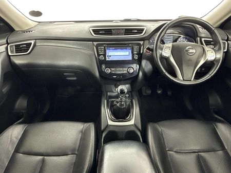 2015-Nissan-X-Trail-16-dCi-LE-4x4_1