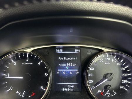 2015-Nissan-X-Trail-16-dCi-LE-4x4_2