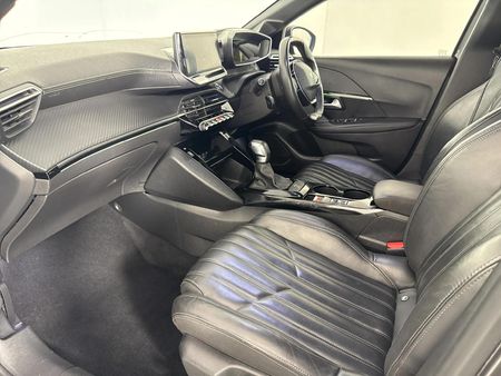 2023-Peugeot-208-12T-GT-Auto_8