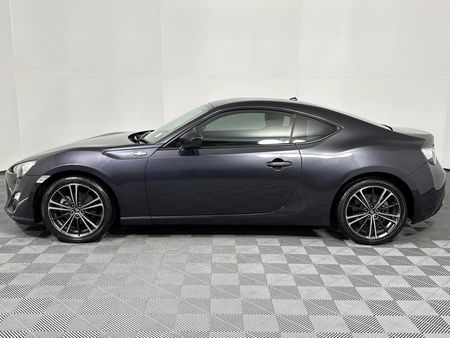 2012-Toyota-86-20-High_15