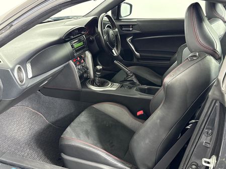 2012-Toyota-86-20-High_6