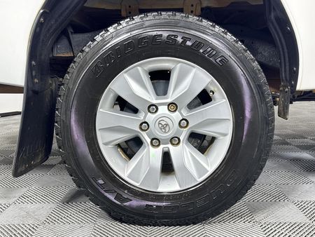 2017-Toyota-Hilux-24-GD-6-Raised-Body-SRX-Extended-Cab_6