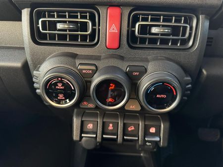 2026-Suzuki-Jimny-15-GLX-Auto_12