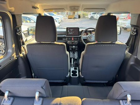 2026-Suzuki-Jimny-15-GLX-Auto_16