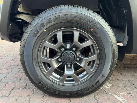 2026-Suzuki-Jimny-15-GLX-Auto_17