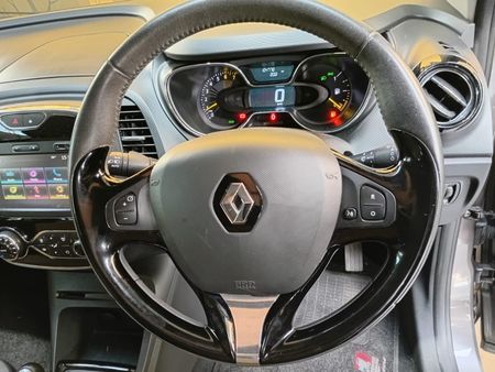 2017-Renault-Captur-900T-Dynamique-66kW_8