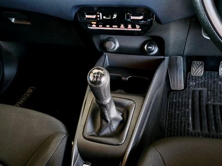 2026-Toyota-Starlet-15-XI_17