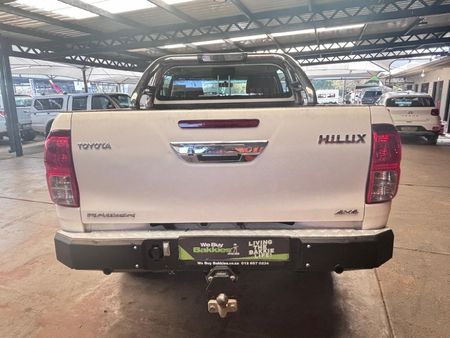 2016-Toyota-Hilux-28-GD-6-Raider-4x4-Double-Cab-Auto_5