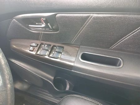 2012-Toyota-Fortuner-30-D-4D-Heritage-4x4-Auto_12